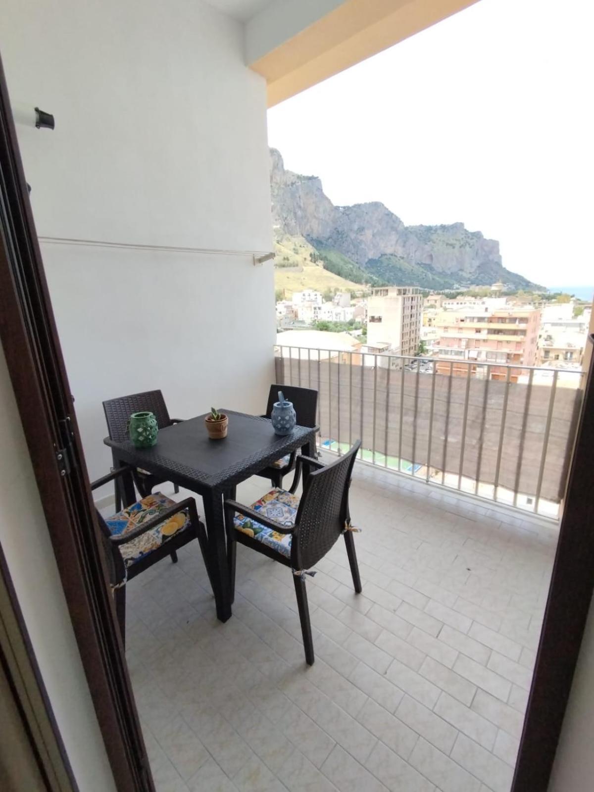 Rineddahouse Arenella - Vista Mare Panoramica A Palermo Con Parcheggio Privato Lejlighed Eksteriør billede